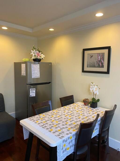 Spacious Modern New Suite Vancouver Dış mekan fotoğraf