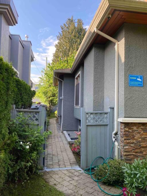 Spacious Modern New Suite Vancouver Dış mekan fotoğraf